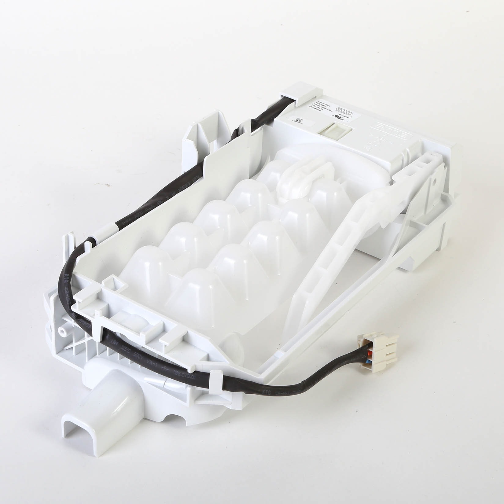 ICE MAKER