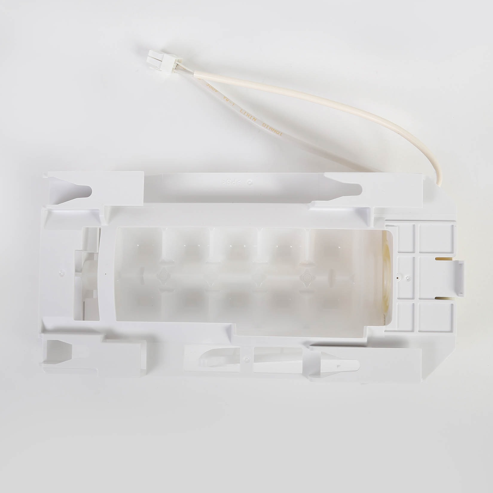 ICE MAKER